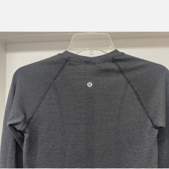 Lululemon Swiftly Tech Metallic Long Sleeve Top - Picture 4 of 12